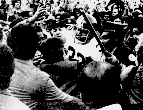 Saturday Steelers Flashback: When C Ray Mansfield Kicked In 1976 Playoffs -  Steelers Depot