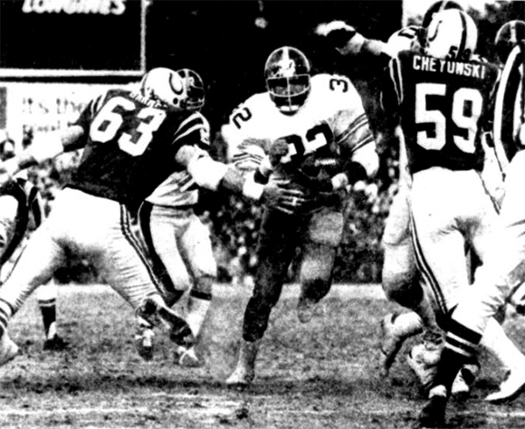 In 1976, Steelers turned to their backup QB — and he won 6 in a row