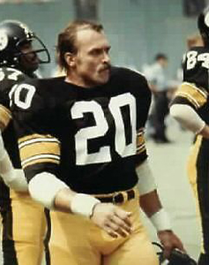 Story Behind The Picture: Steelers Veteran Bobby Walden Goes Nuts